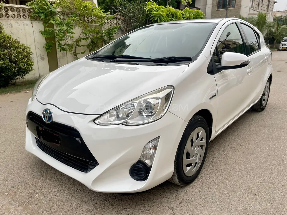 ٹویوٹا اکوا 2015 for Sale in کراچی Image-1