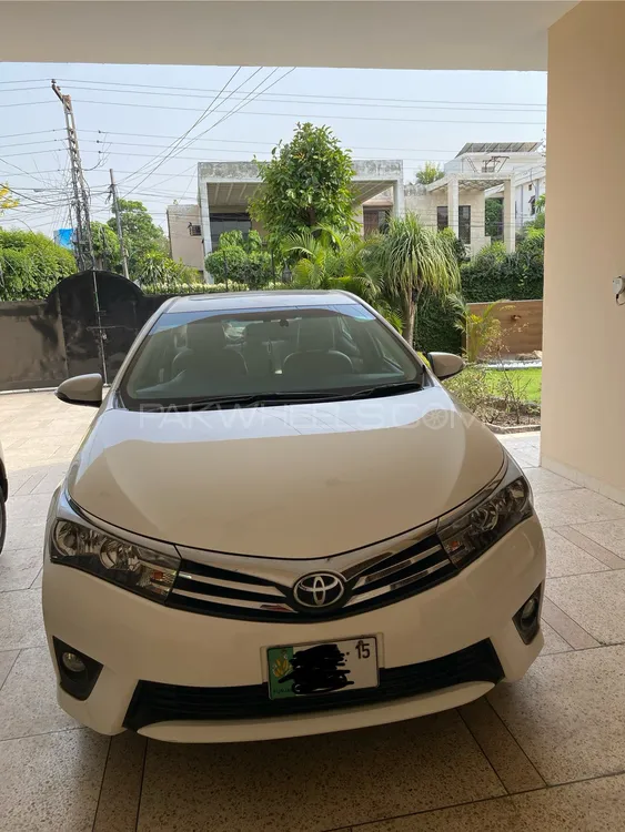 Toyota Corolla 2015 for Sale in Lahore Image-1