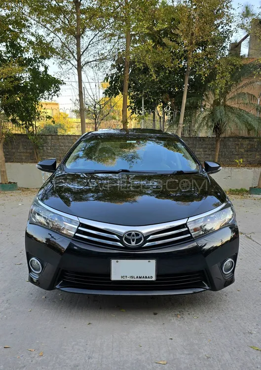 Toyota Corolla 2016 for Sale in Abbottabad Image-1