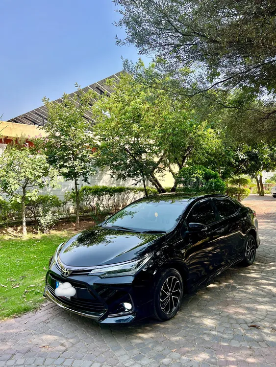 Toyota Corolla 2023 for Sale in Islamabad Image-1