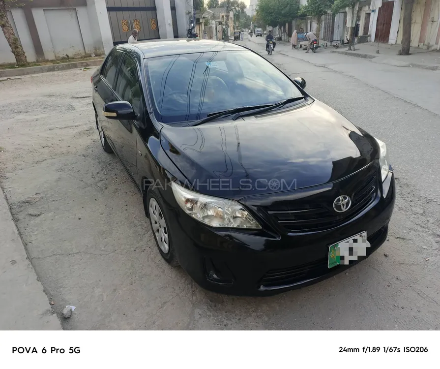 Toyota Corolla 2011 for Sale in Hassan abdal Image-1