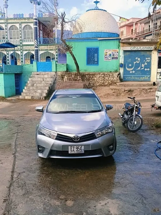 Toyota Corolla 2015 for Sale in Kotli Loharan Image-1