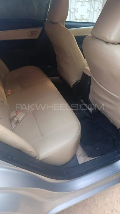 Toyota Corolla 2017 for Sale in Karachi Image-1