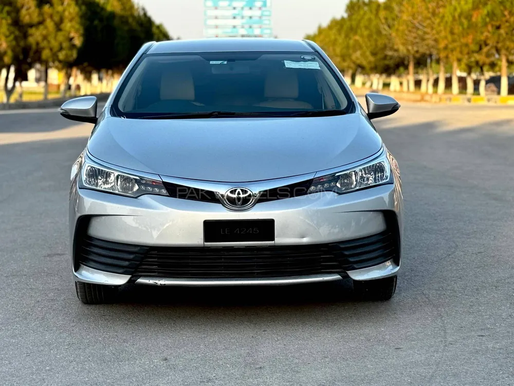 Toyota Corolla 2017 for Sale in Mardan Image-1