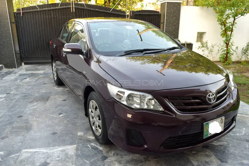 Toyota Corolla 2013 for Sale in Lahore Image-1