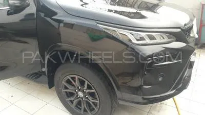 Toyota Fortuner 2025 for Sale in Lahore Image-1