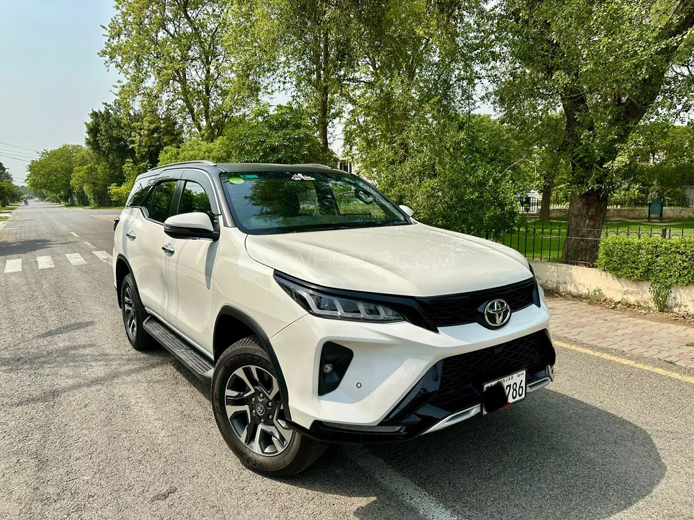 Toyota Fortuner 2022 for Sale in Lahore Image-1