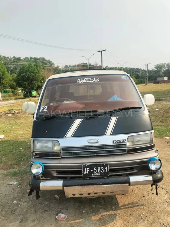 Toyota Hiace 2013 for Sale in Lahore Image-1