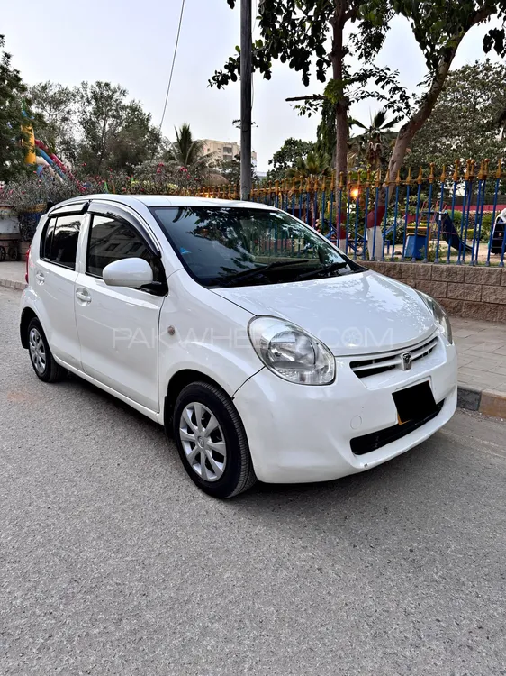 Toyota Passo 2011 for Sale in Karachi Image-1