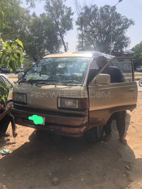 Toyota Town Ace 1986 for Sale in Islamabad Image-1