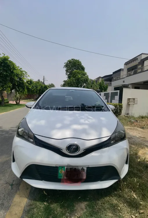 Toyota Vitz 2014 for Sale in Lahore Image-1