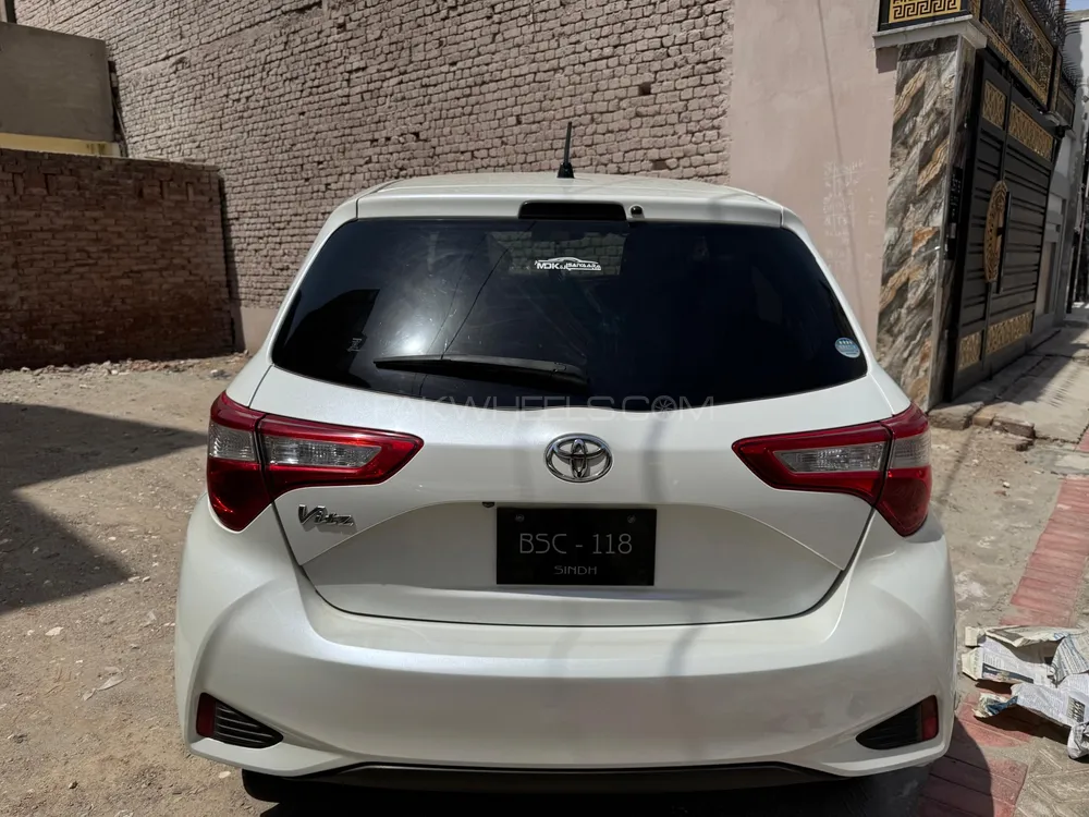 Toyota Vitz 2017 for Sale in Multan Image-1