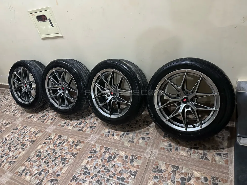 VOSSEN 17inch 114pcd 5nut  Image-1