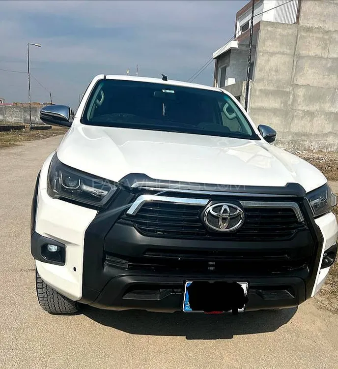 Toyota Hilux 2021 for Sale in Islamabad Image-1
