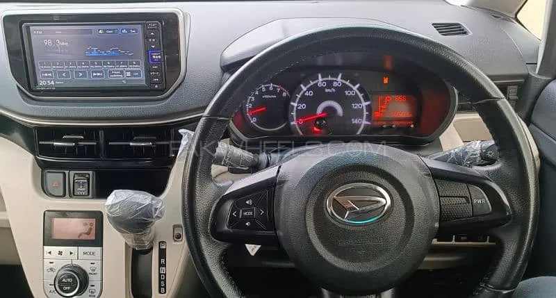 Daihatsu Move 2022 for Sale in Sialkot Image-1