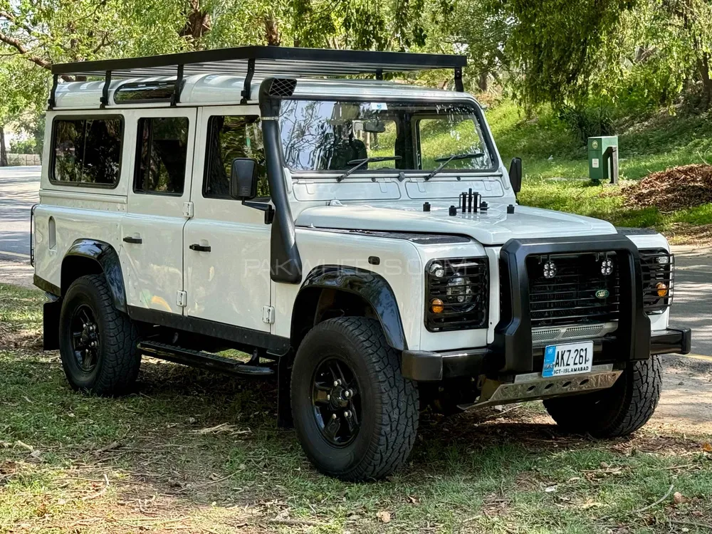 Land Rover Defender 2006 for Sale in Islamabad Image-1