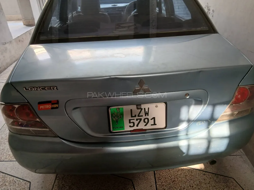 Mitsubishi Lancer 2004 for Sale in Gujranwala Image-1