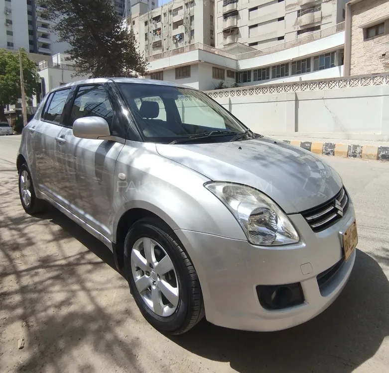 سوزوکی سوئفٹ 2017 for Sale in کراچی Image-1