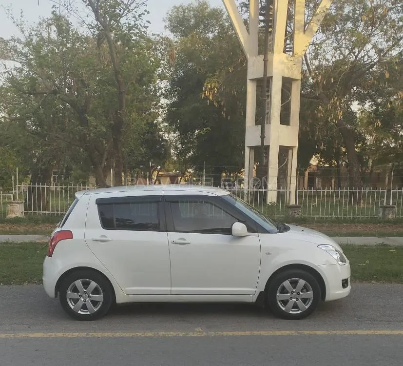 Suzuki Swift 2018 for Sale in Islamabad Image-1