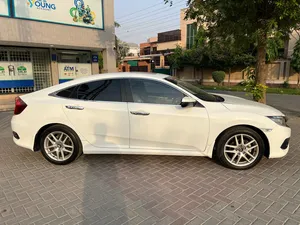 Honda Civic Oriel 1.8 i-VTEC CVT 2017 for Sale