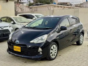 Toyota Aqua S 2014 for Sale