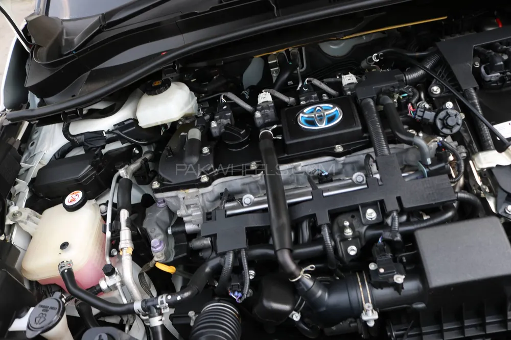 Toyota C-HR 2020 for Sale in Islamabad Toyota C-HR 2020 for Sale in Islamabad Image-17