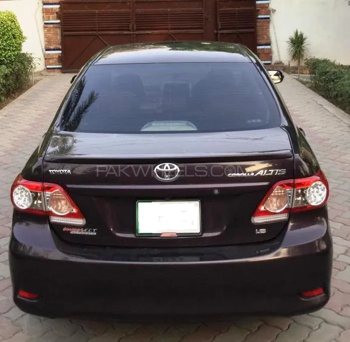ٹویوٹا کرولا 2012 for Sale in فیصل آباد Image-1