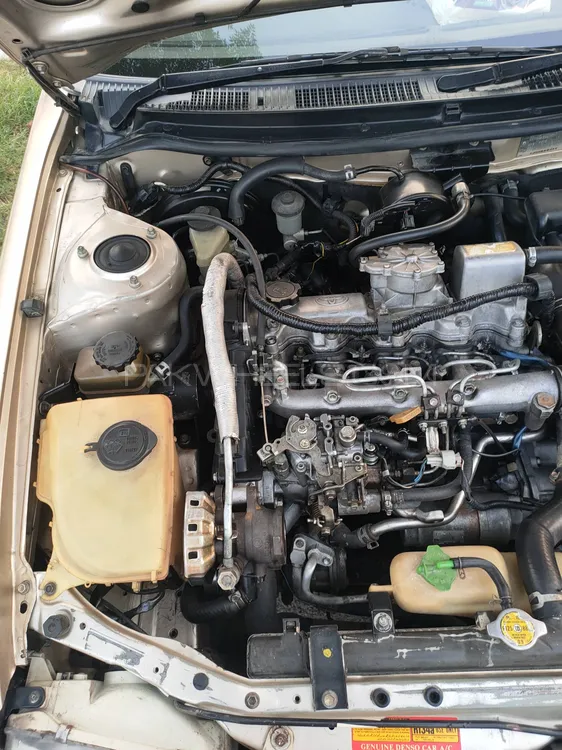 Toyota Corolla 2001 for Sale in Islamabad Image-1