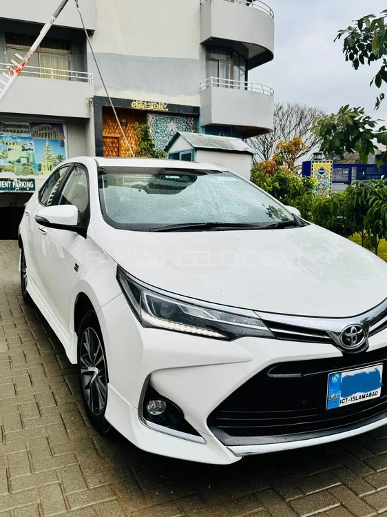 Toyota Corolla 2021 for Sale in Islamabad Image-1