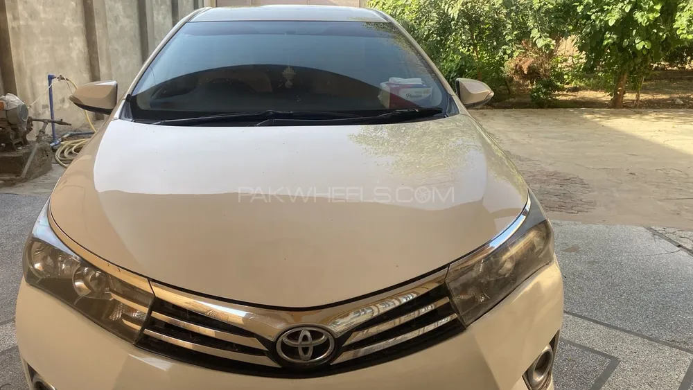 Toyota Corolla 2017 for Sale in Taunsa sharif Image-1