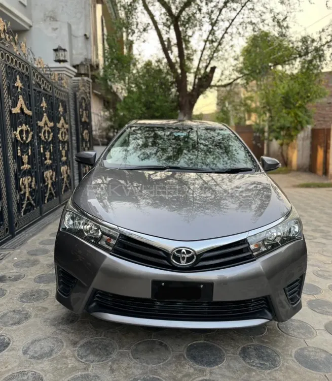 Toyota Corolla 2016 for Sale in Multan Image-1