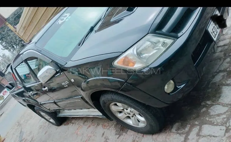Toyota Hilux 2008 for Sale in Lahore Image-1