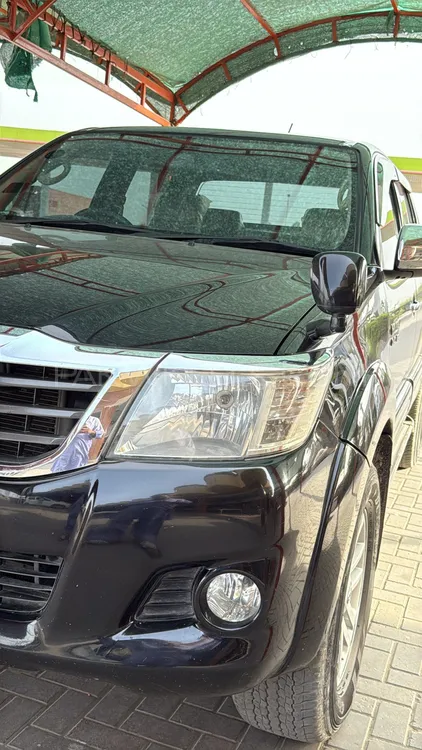 Toyota Hilux 2016 for Sale in Hyderabad Image-1