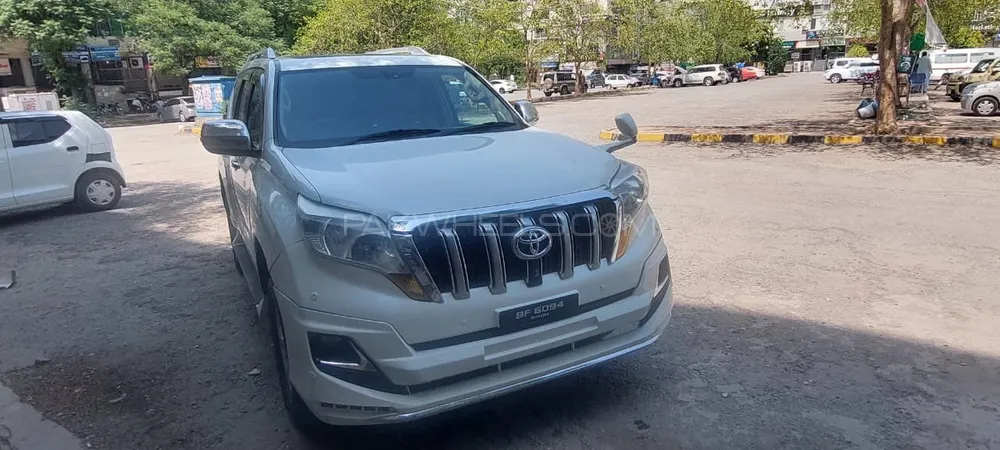 Toyota Prado 2011 for Sale in Islamabad Image-1