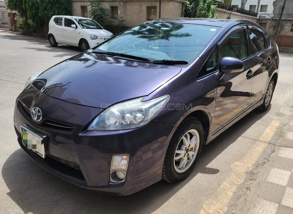 Toyota Prius 2015 for Sale in Faisalabad Image-1