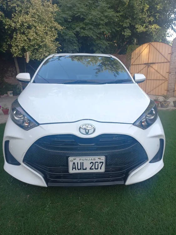 Toyota Yaris Hatchback 2024 for Sale in Peshawar Image-1