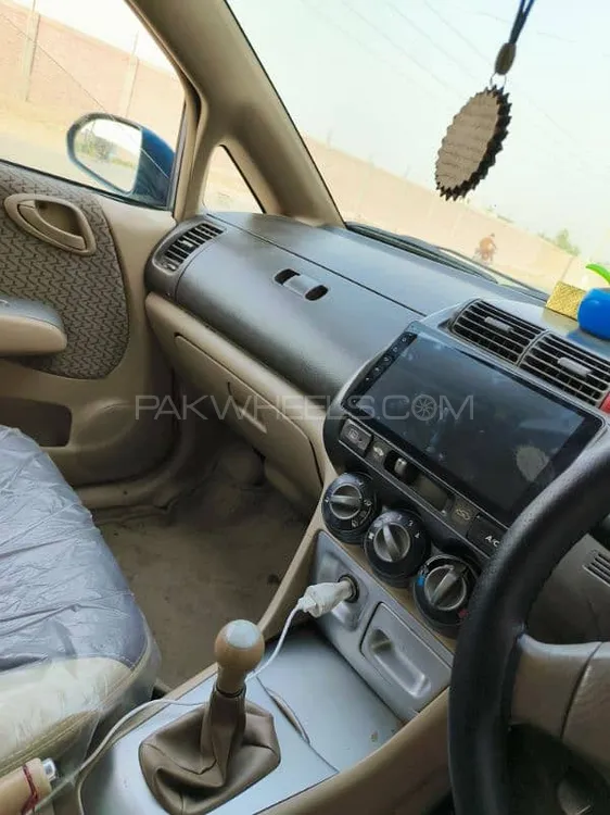 Honda City 2004 for Sale in Chiniot Image-1