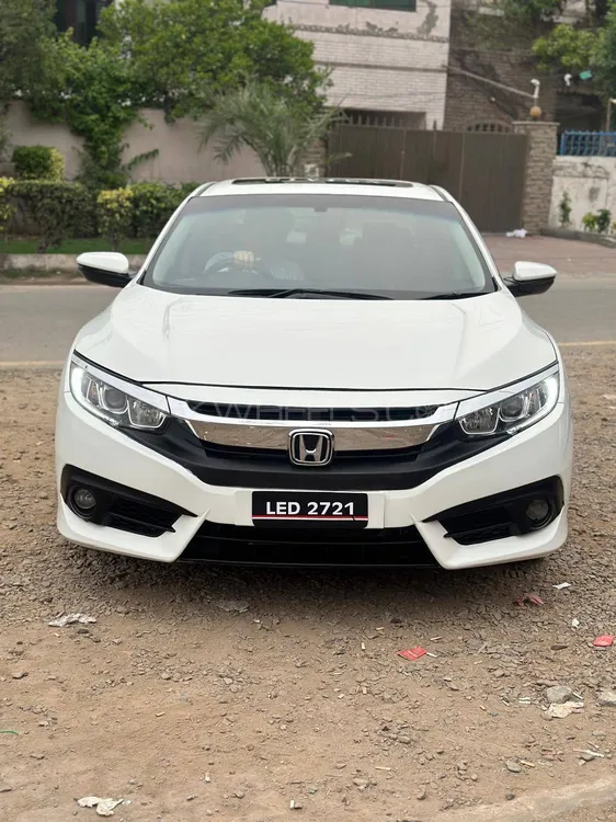 Honda Civic 2018 for Sale in Lahore Image-1