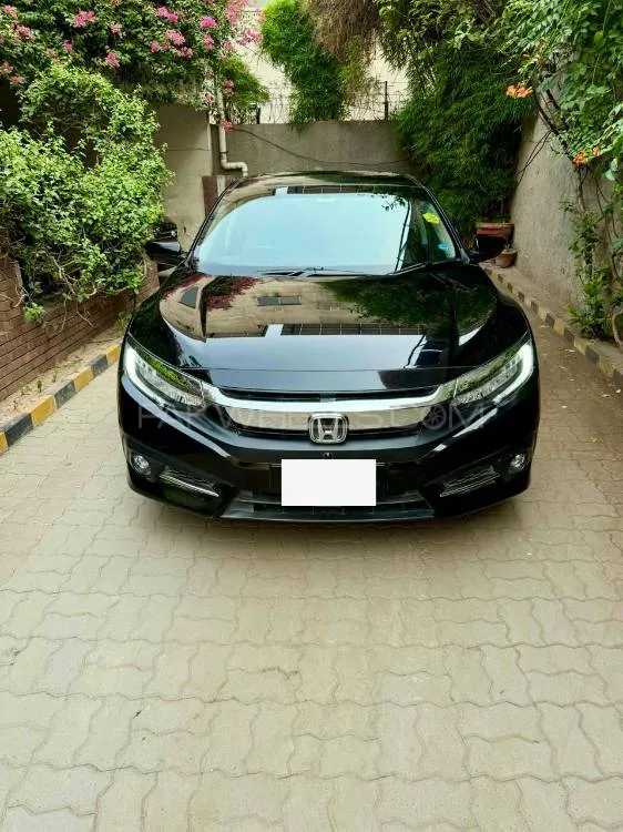 Honda Civic 2021 for Sale in Lahore Image-1