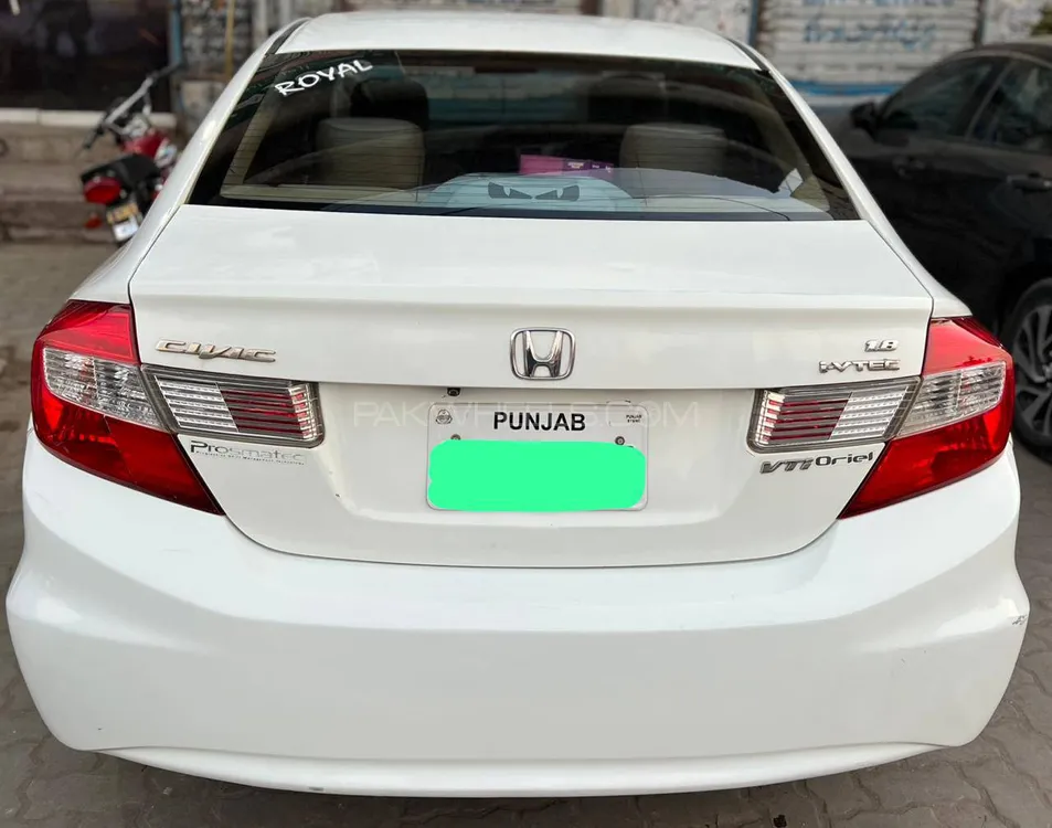 Honda Civic 2013 for Sale in Sambrial Image-1