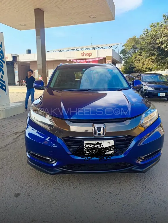 Honda Vezel 2015 for Sale in Faisalabad Image-1