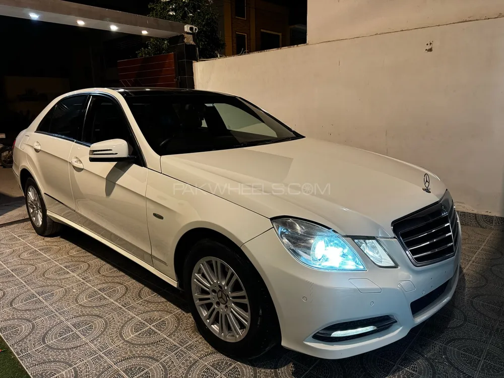 مرسڈیز بینز ای کلاس 2011 for Sale in کراچی Image-1