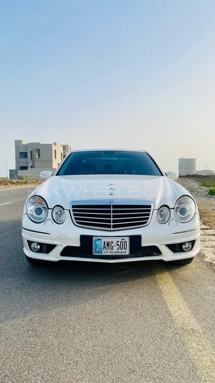 Mercedes Benz E Class 2002 for Sale in Karachi Image-1