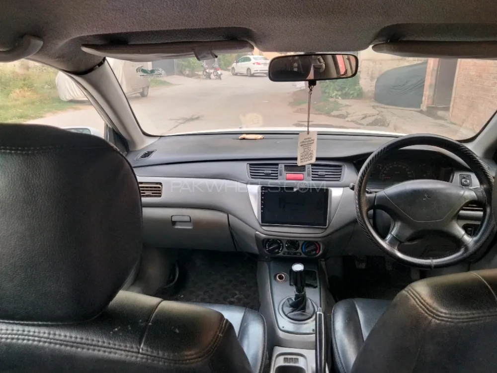 Mitsubishi Lancer 2005 for Sale in Lahore Mitsubishi Lancer 2005 for Sale in Lahore Image-9