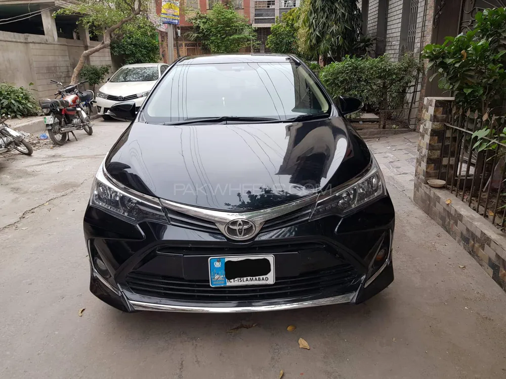 Toyota Corolla 2019 for Sale in Lahore Image-1