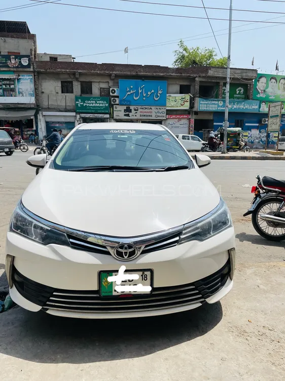 Toyota Corolla 2017 for Sale in Lahore Image-1