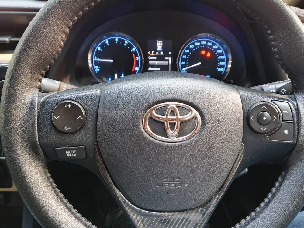 Toyota Corolla 2018 for Sale in Lahore Image-1