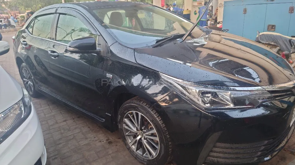 Toyota Corolla 2019 for Sale in Karachi Image-1