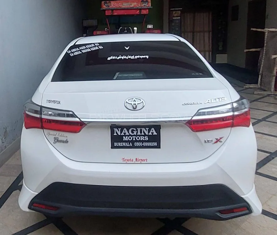 Toyota Corolla 2023 for Sale in Burewala Image-1