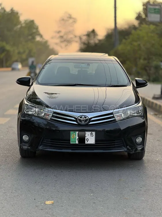 Toyota Corolla 2015 for Sale in Lahore Image-1